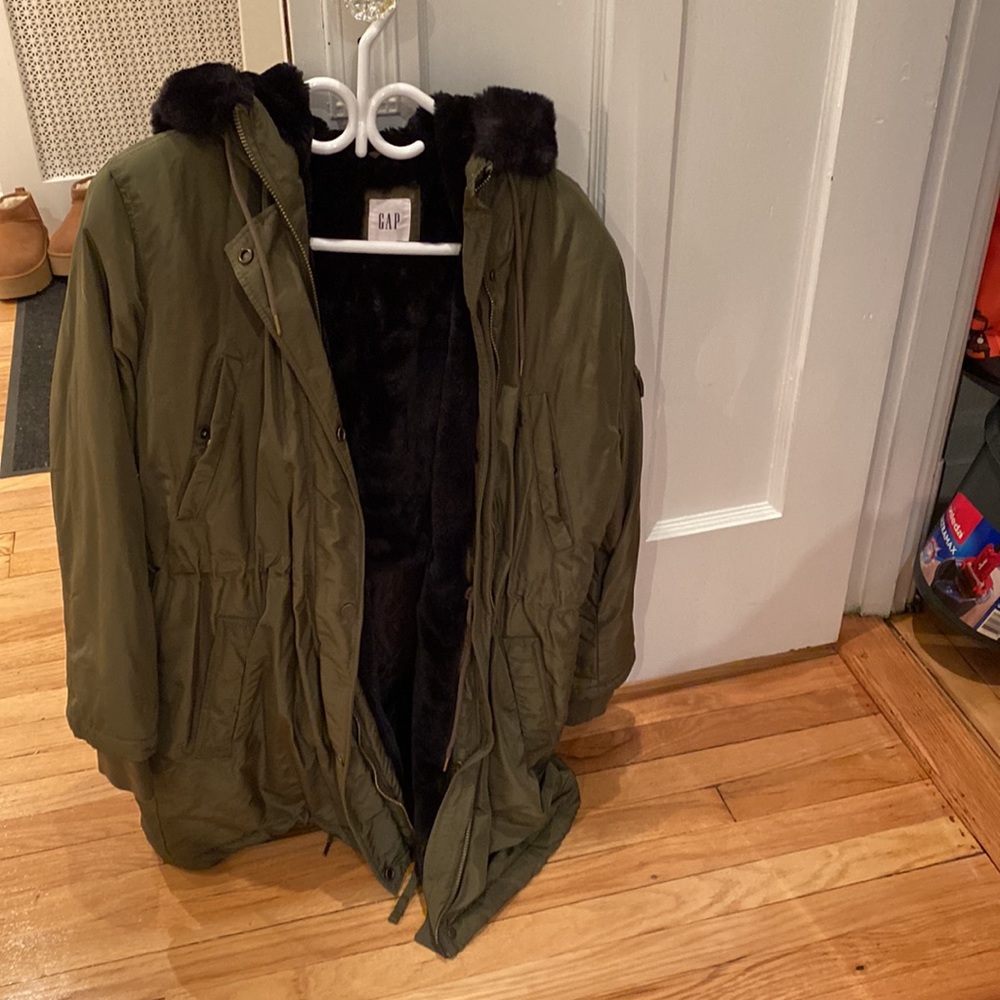 Gap jacket. - Picture 3 of 3